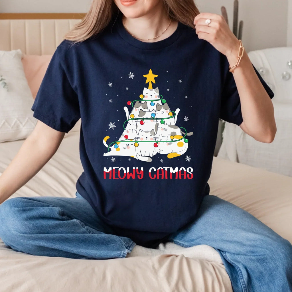 Meowy Catmas – Cute Cat Tree Cat Lovers T-Shirts
