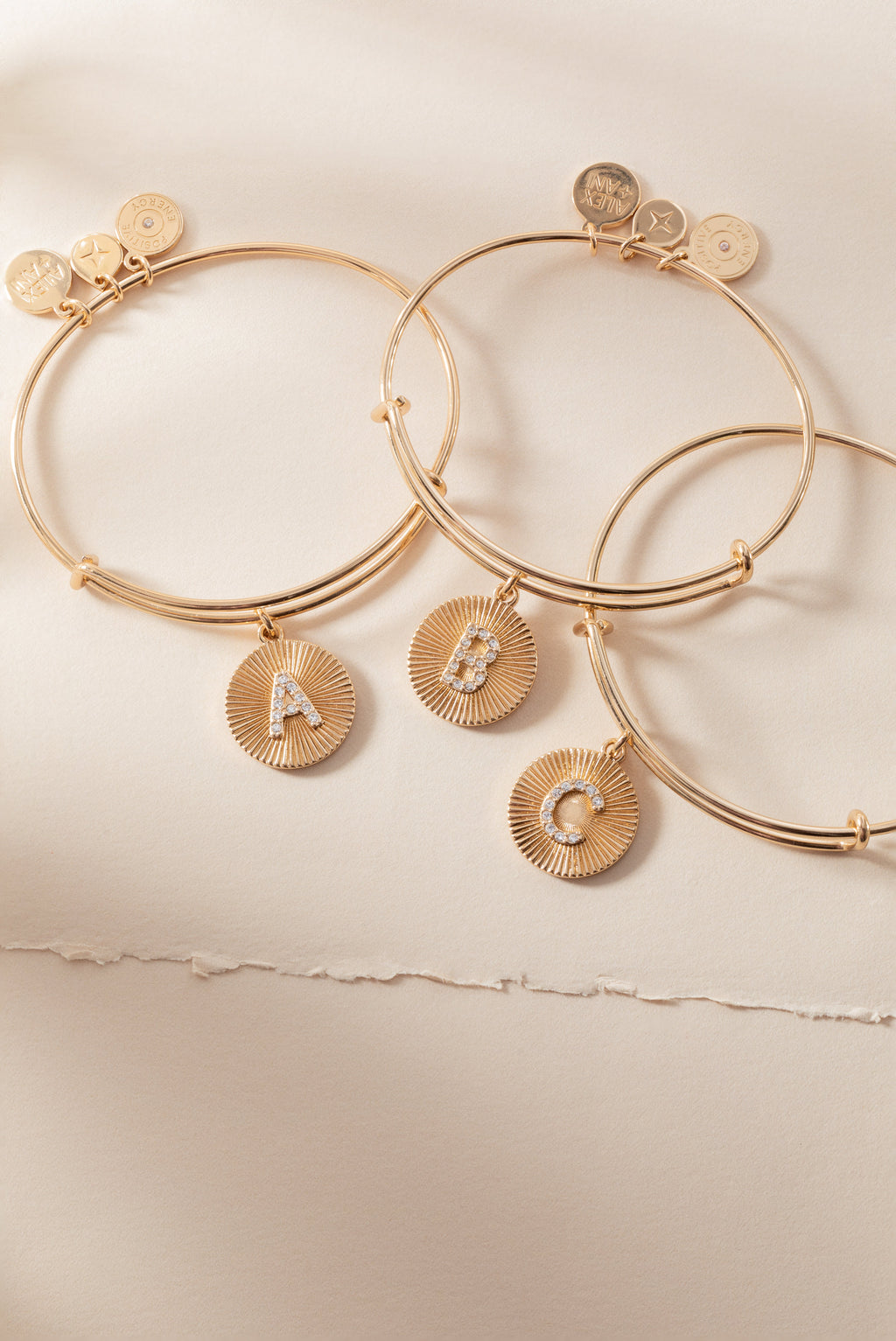 Initial C Pave Starburst Texture Bangle T-Shirts