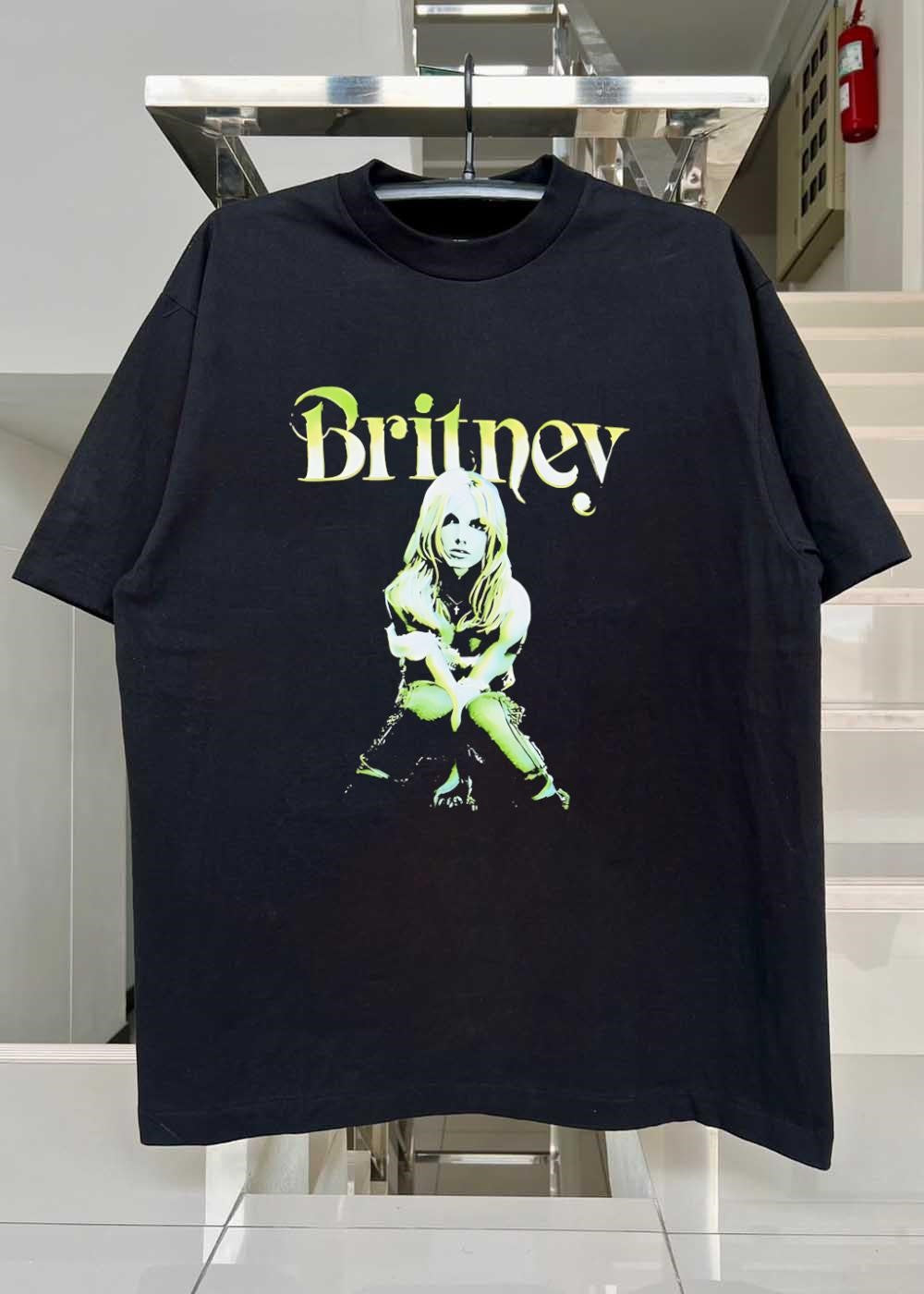 Britney Spears Sitting Portrait Signature Logo Graphic shirt