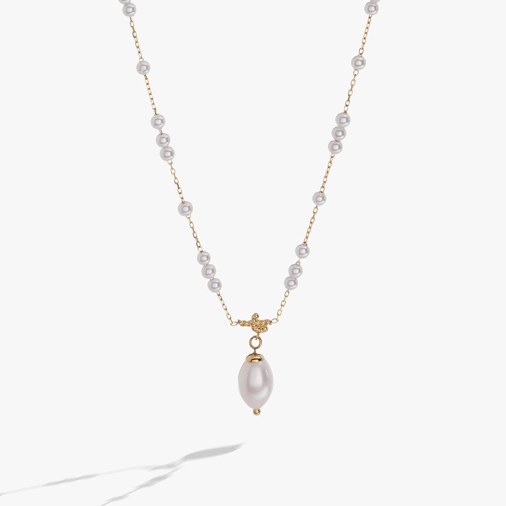 Mother Pearl Beaded Necklace T-Shirts