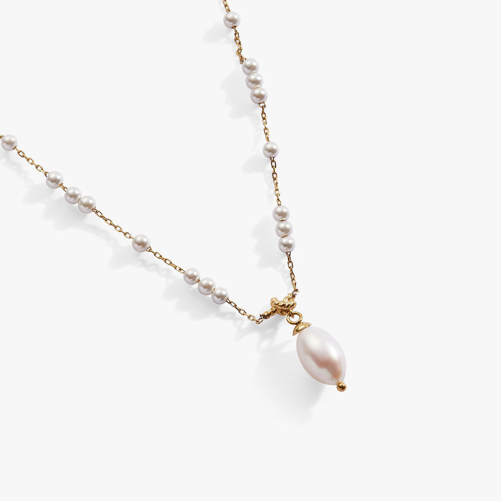 Mother Pearl Beaded Necklace T-Shirts
