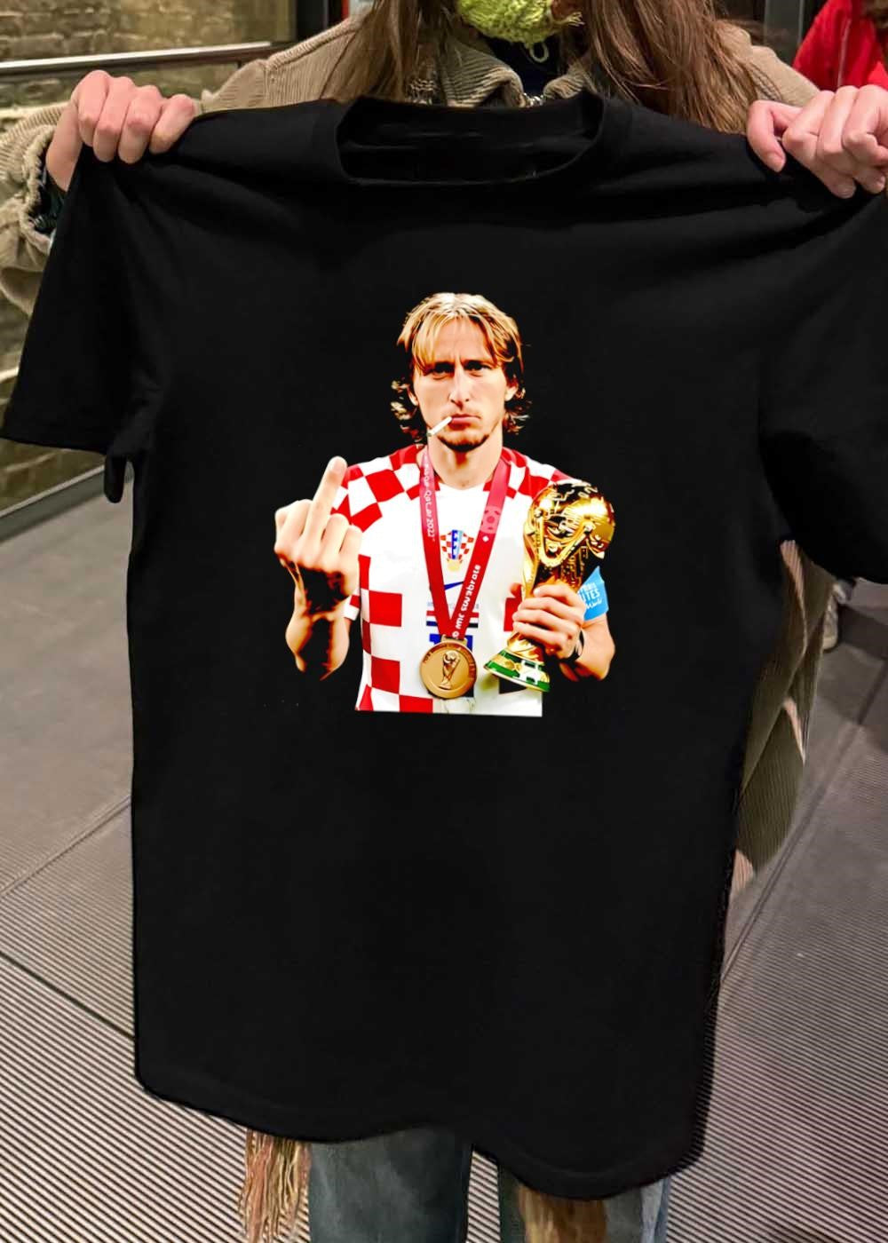 Modric Smoking and Flicking Off World Cup Winner Croatia Shirt