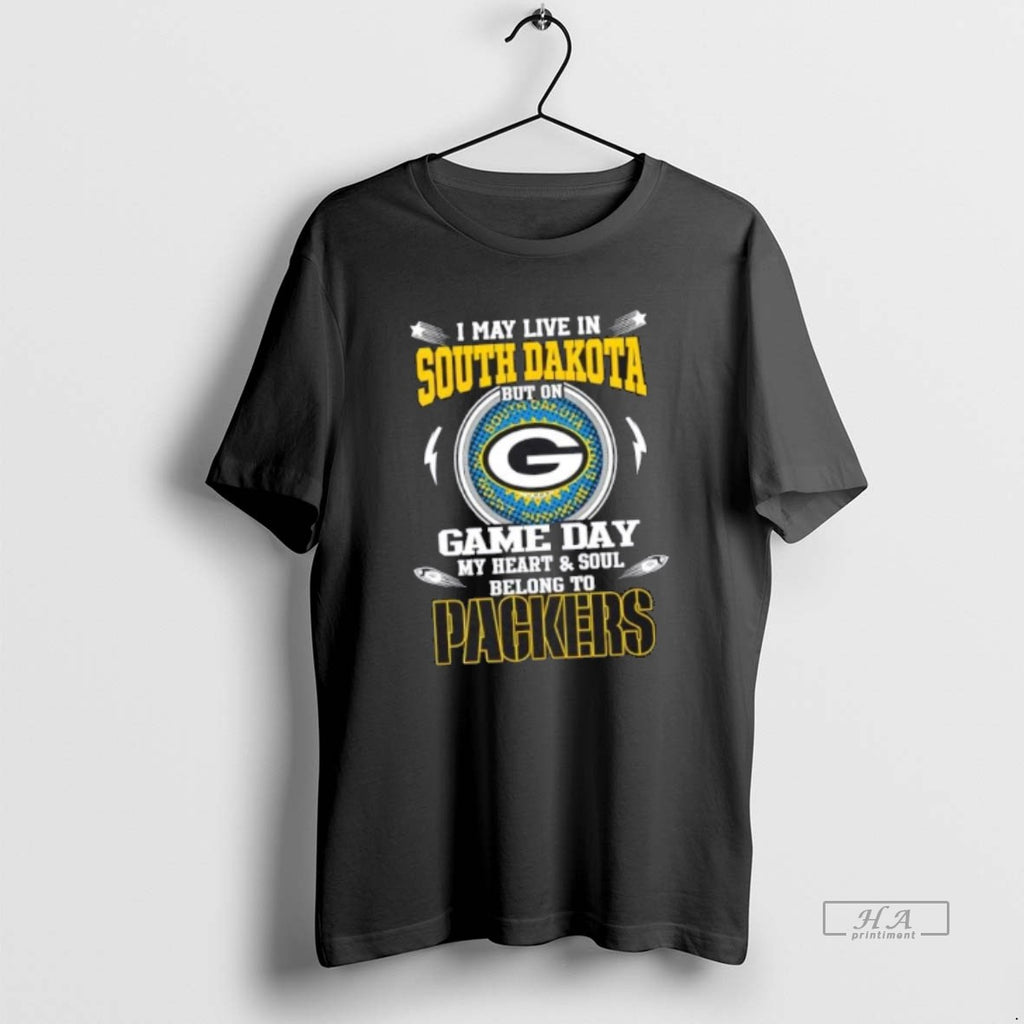 Official Trendy I May Live In South Dakota But On Game Day My Heart And