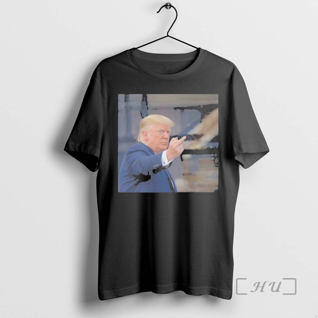 Officials Trump Middle Finger To Ford Worker Viral 2026