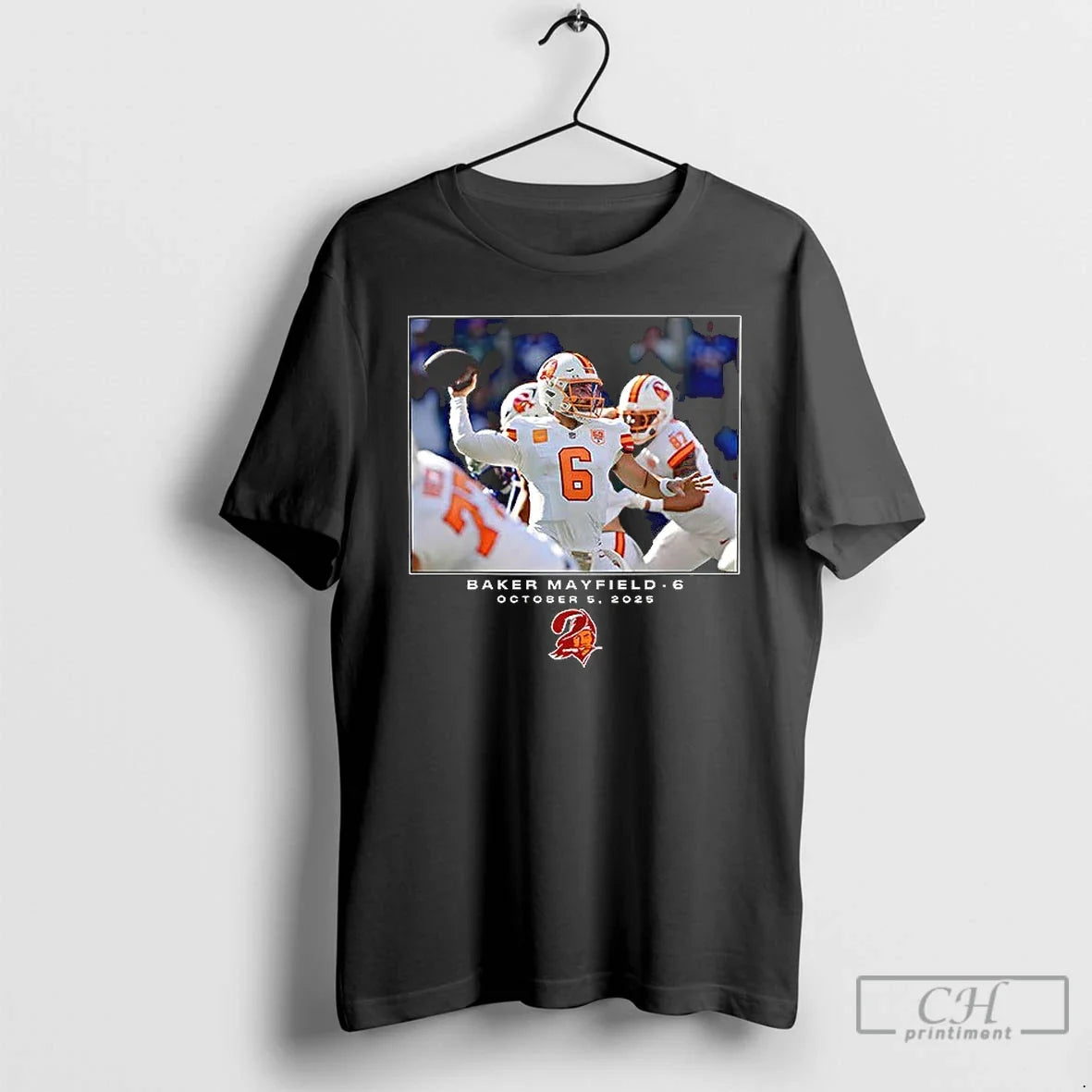 Premium Baker Mayfield Tampa Bay Buccaneers Quarterback Pass Play October 5 2025 Ceramic Ceramic And