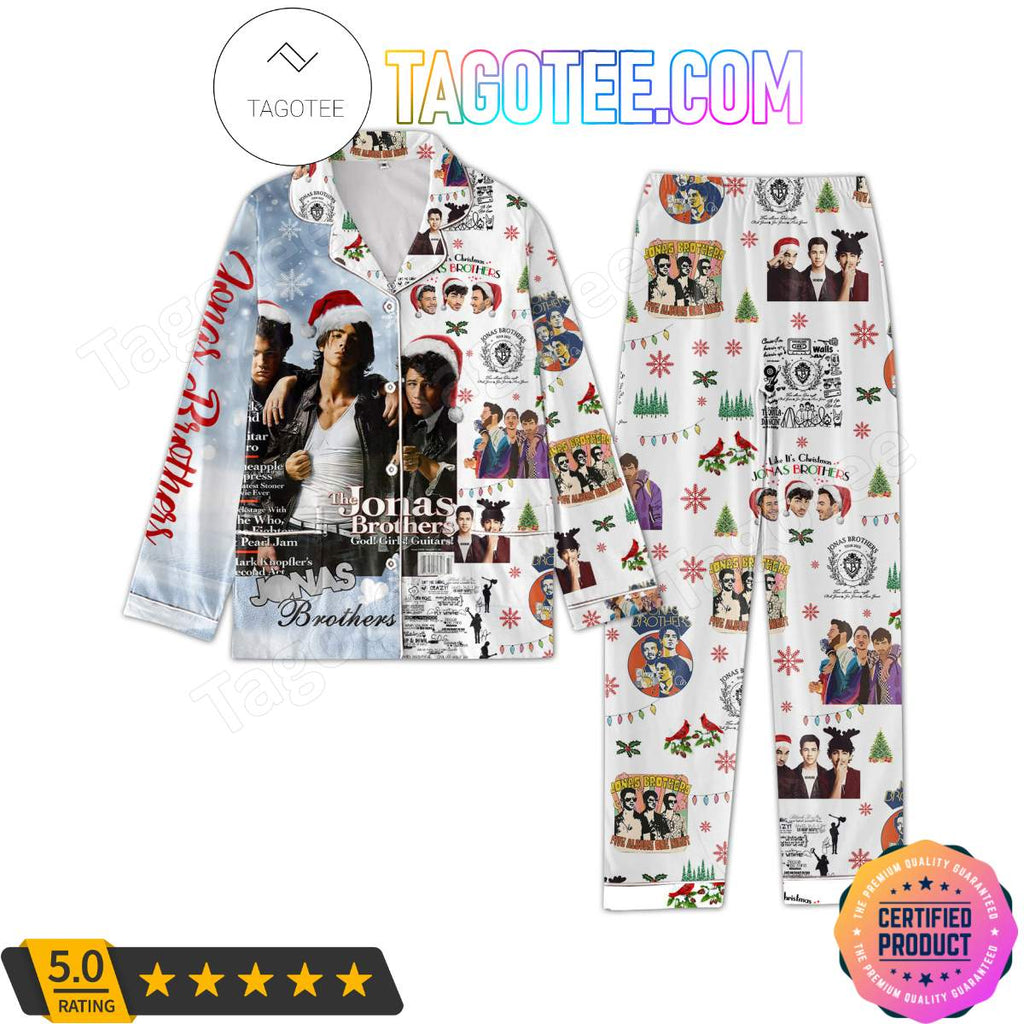 The Jonas Brothers Christmas Women’s Pajamas Set