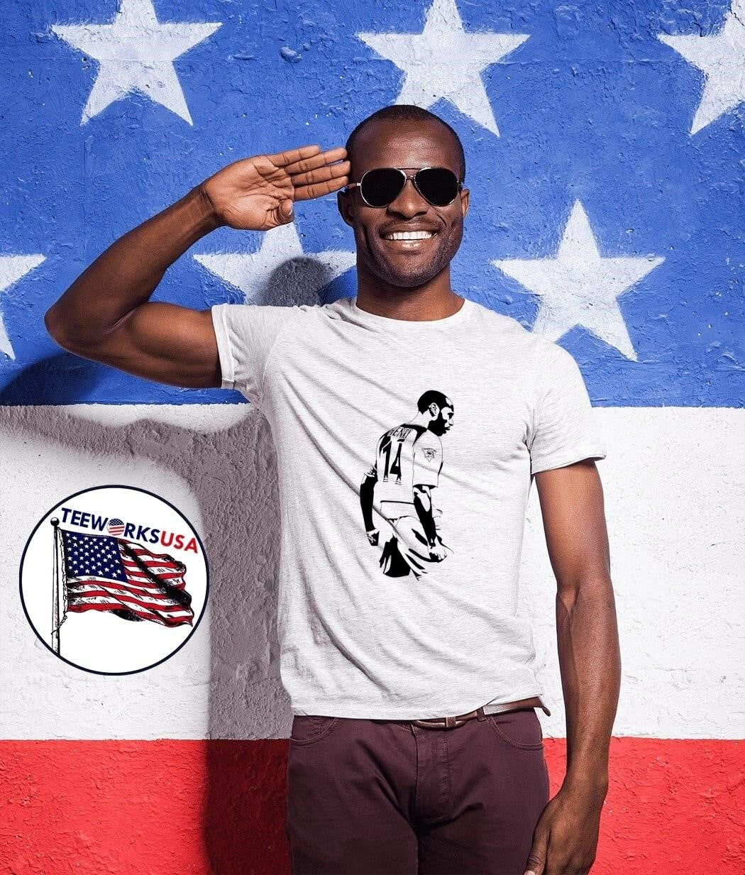 Thierry Henry Celebrating Thierry Henry 14 Arsenal T-Shirt