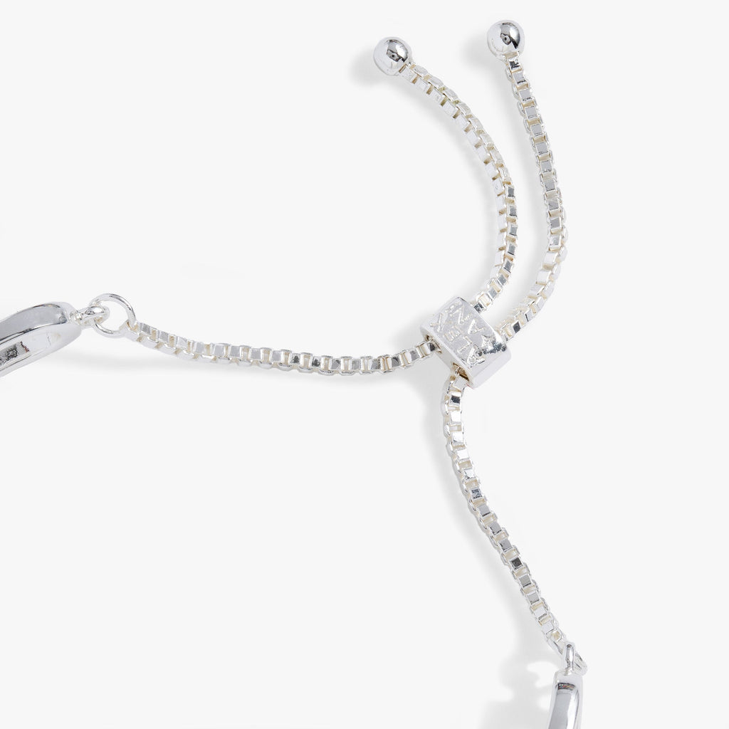 Mama Bolo Bracelet T-Shirts