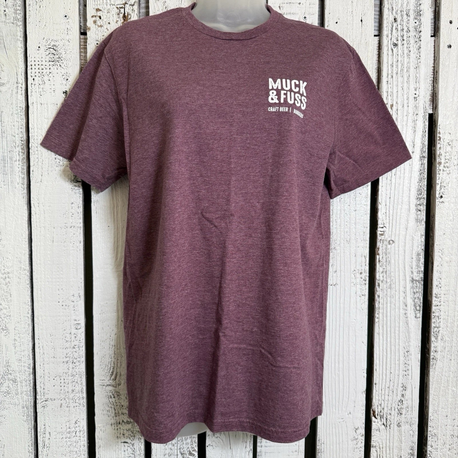 Muck & Fuss Craft Beer Burgers New Braunfels Texas Maroon Tshirt Size Medium