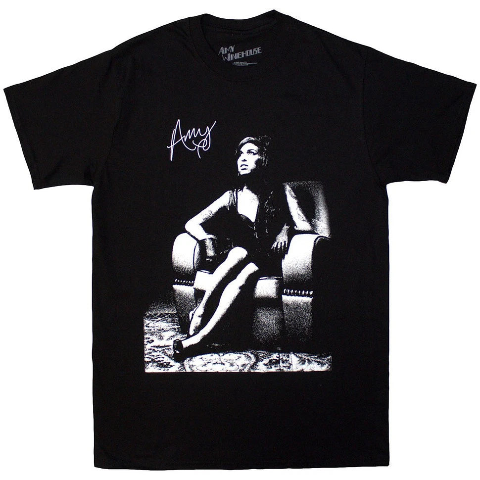 Amy Winehouse - Chair T-Shirt Black