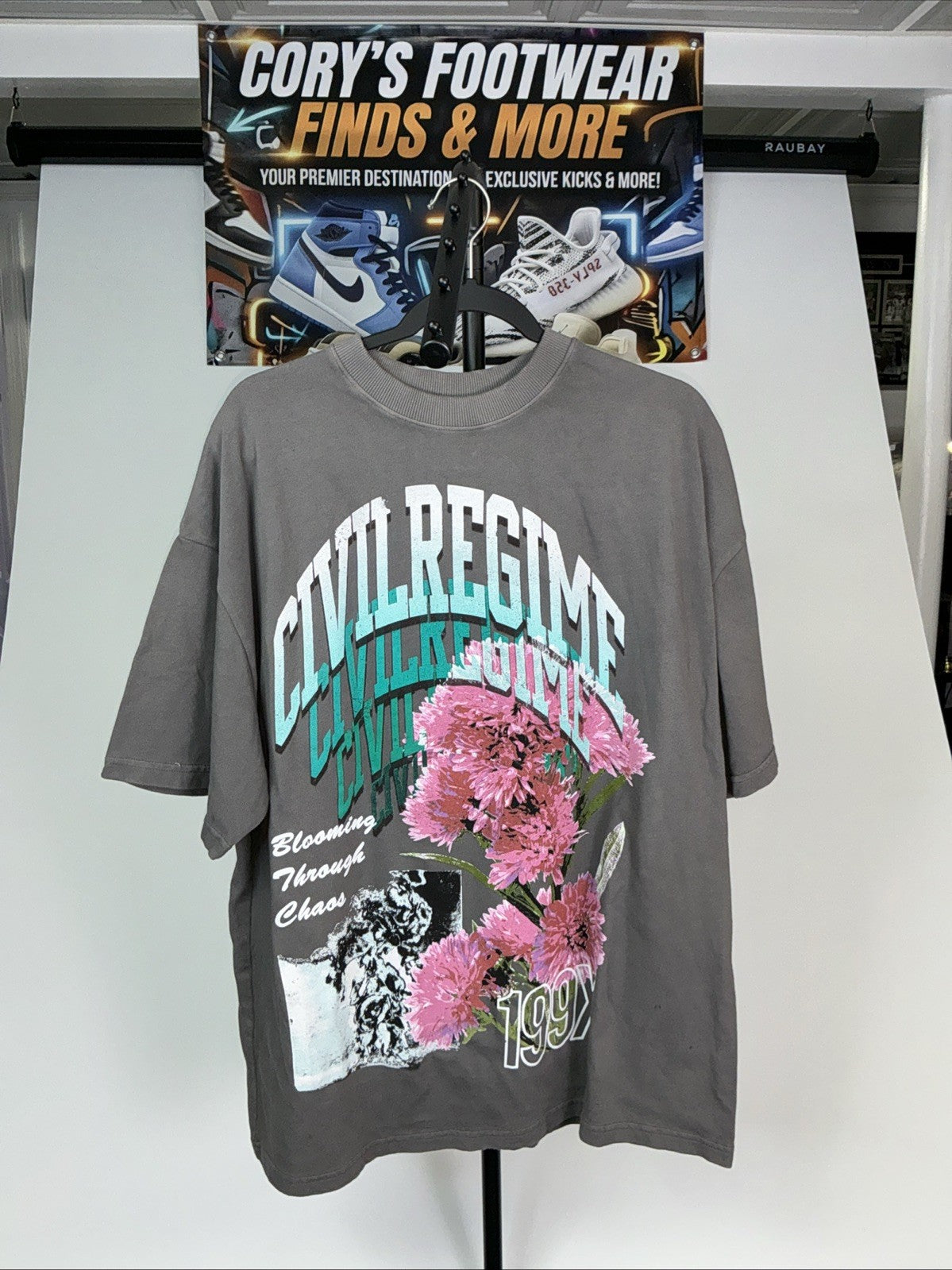 Civil Regime Gray Graphic Blooming Through Chaos tee short sleeve Men’s Large Unisex , , , Long Sleeve Tee