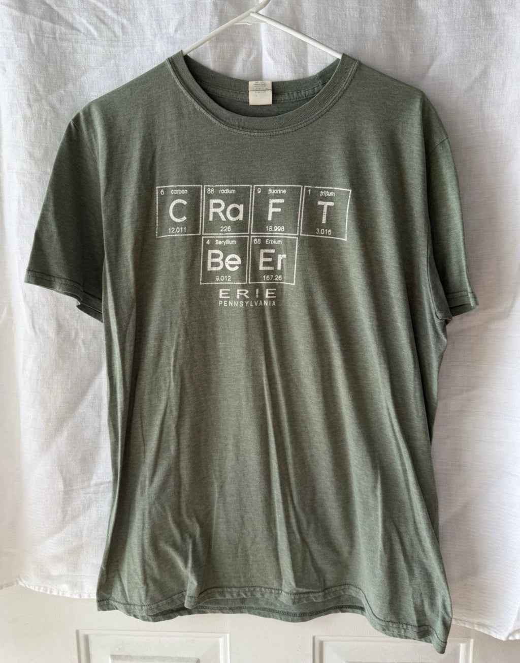 Craft BEER Periodic Table Of Elements T-Shirt Men’s Olive Green Erie PA Large
