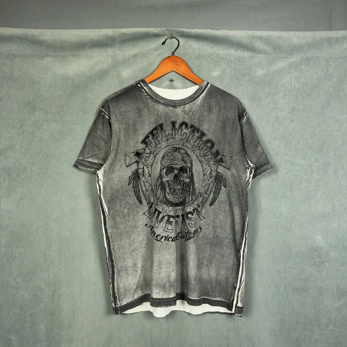 Vintage Y2K Affliction t shirt Mens Size Large Grey Indian Skull Grunge Biker Unisex , , , Long Sleeve Tee