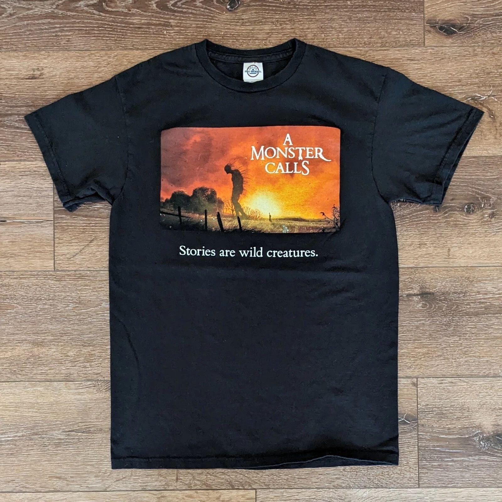 A Monster Calls fantasy movie promo - SIZE M Unisex , , , Long Sleeve Tee
