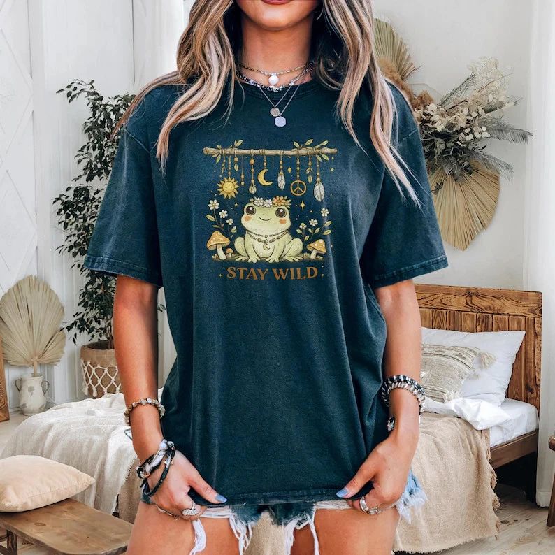 Frog Stay Wild Boho Graphic Comfort Tee Unisex , , , Long Sleeve Tee